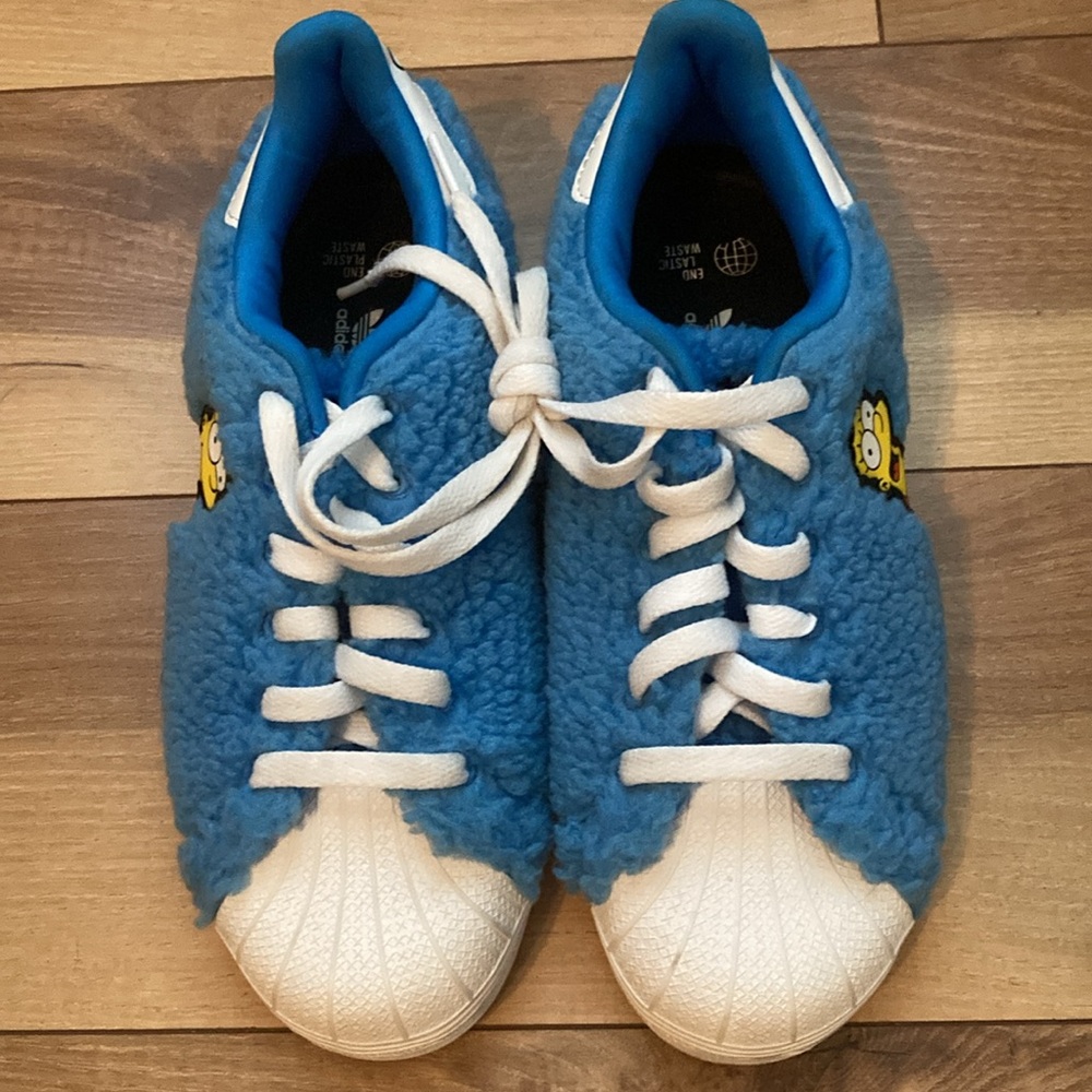 Adidas Marge Simpson Superstar Sneakers - Picture 2 of 10